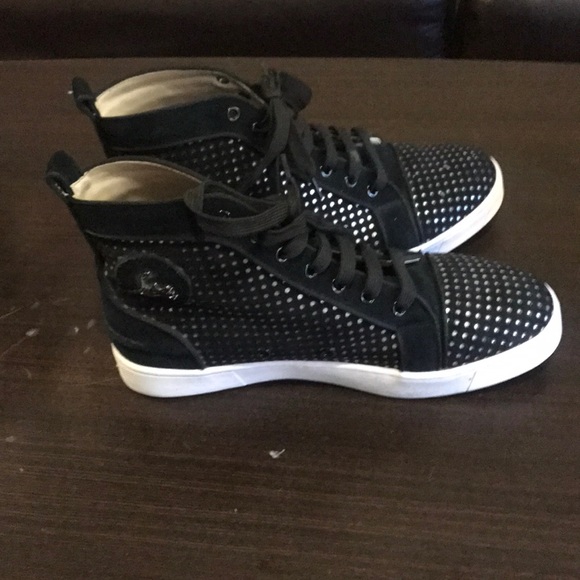 Black Louboutin Shoes - Picture 4 of 4